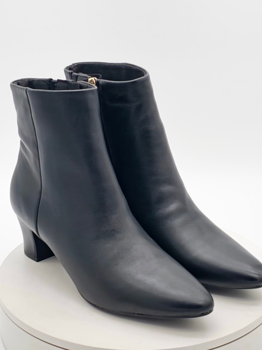 Easy Spirit Isra Black Ankle Boots Women’s Size 11 M Pointed Toe Block Heel